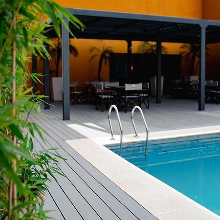 Bagu Urbano Hotell Posadas Exteriör bild