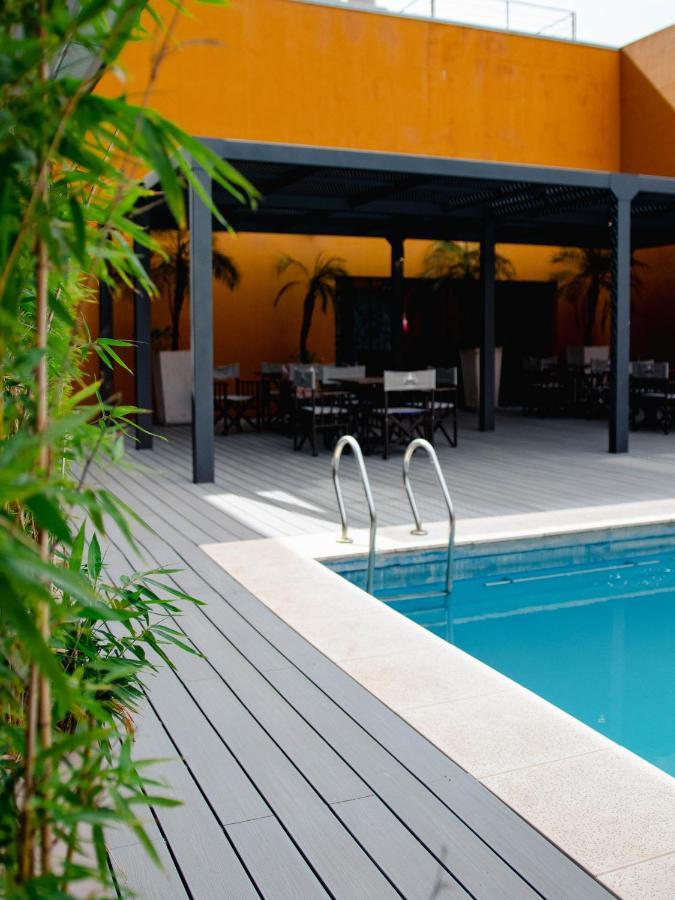 Bagu Urbano Hotell Posadas Exteriör bild