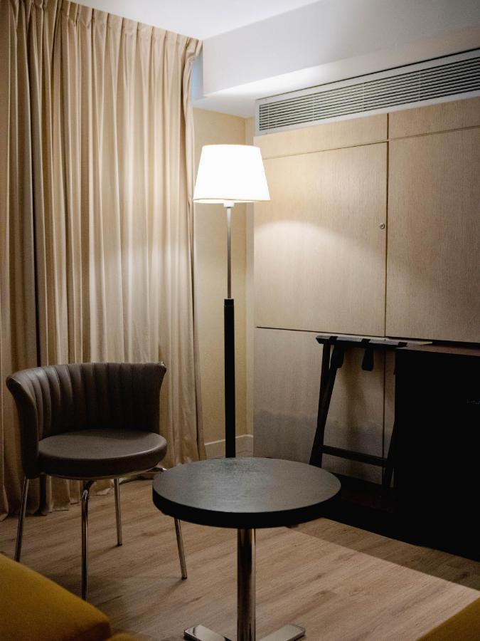 Bagu Urbano Hotell Posadas Exteriör bild
