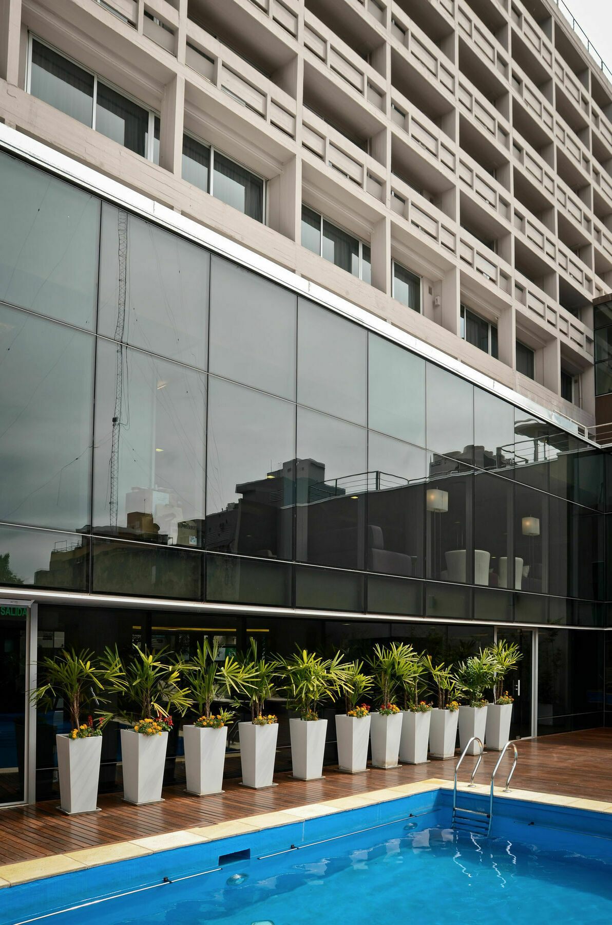 Bagu Urbano Hotell Posadas Exteriör bild